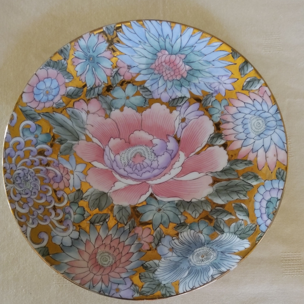 A Collectible Plate